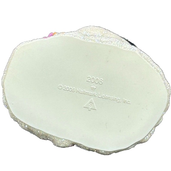 Hallmark SNOW BUDDIES Keepsake Ornament Series #9 Snowman Skunk - Picture 7 of 12